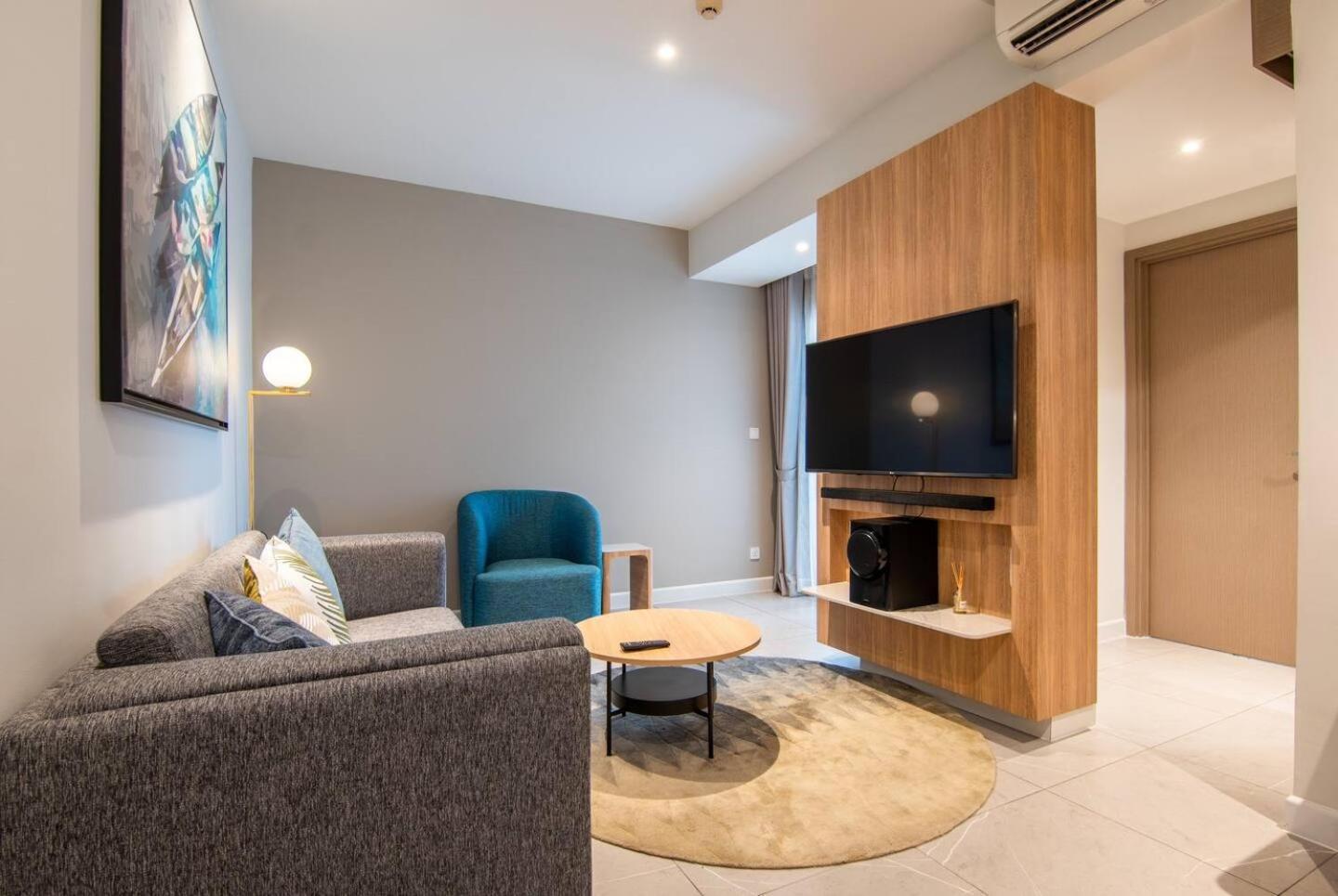 Luxury 2 Or 3Br Apartment In Dist 1 N Pool, Gym, Airport Pickup Ciudad Ho Chi Minh  Exterior foto